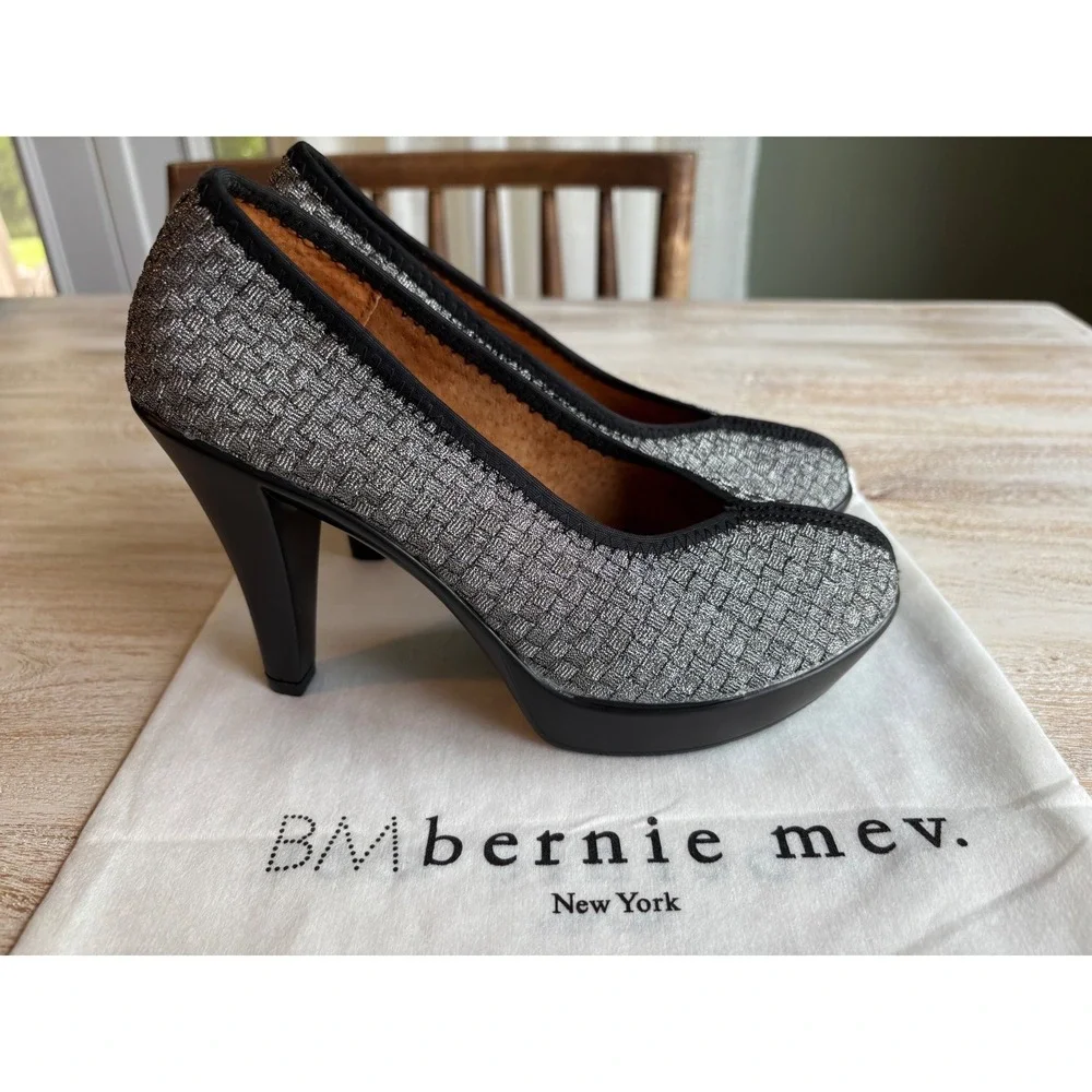 NEW Bernie Mev Euro 37 US 6 Woven Platform Pumps Womens Silver Black Metallic